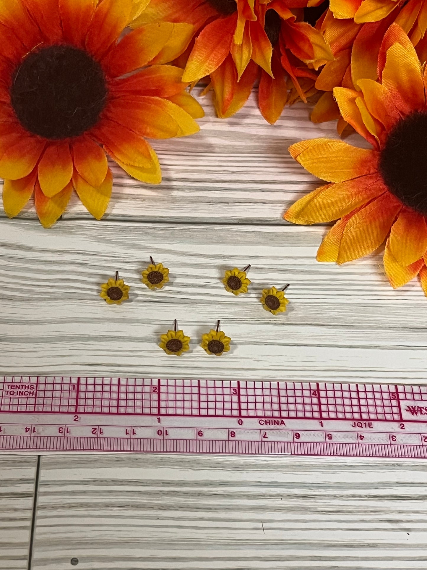 Sunflower Stud