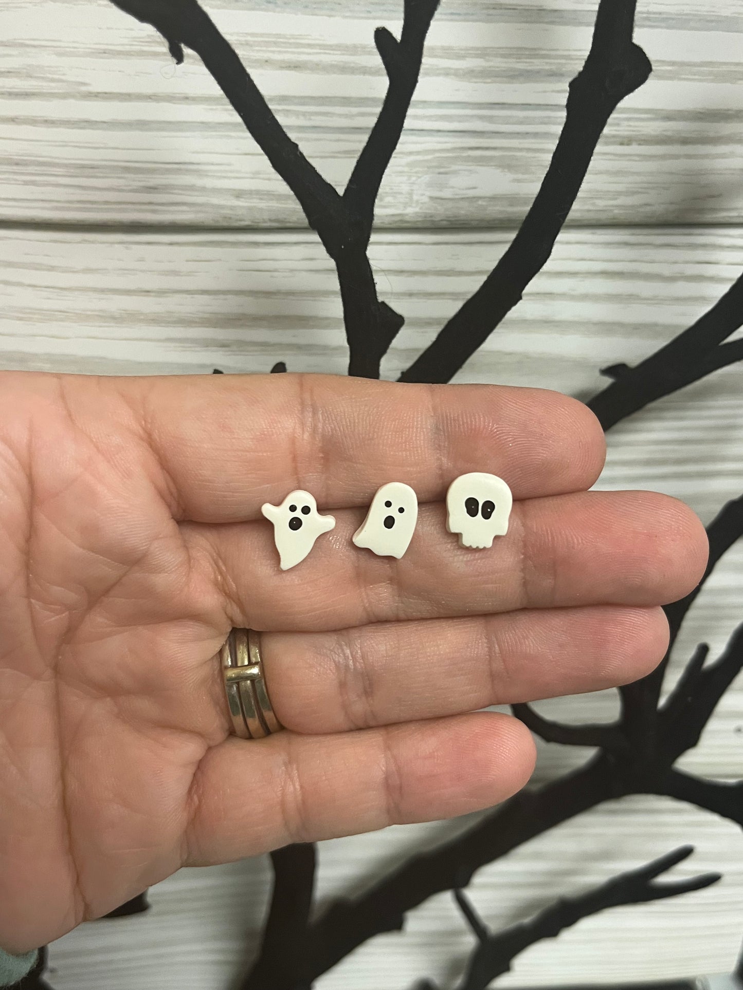 Sheet Ghost Stud