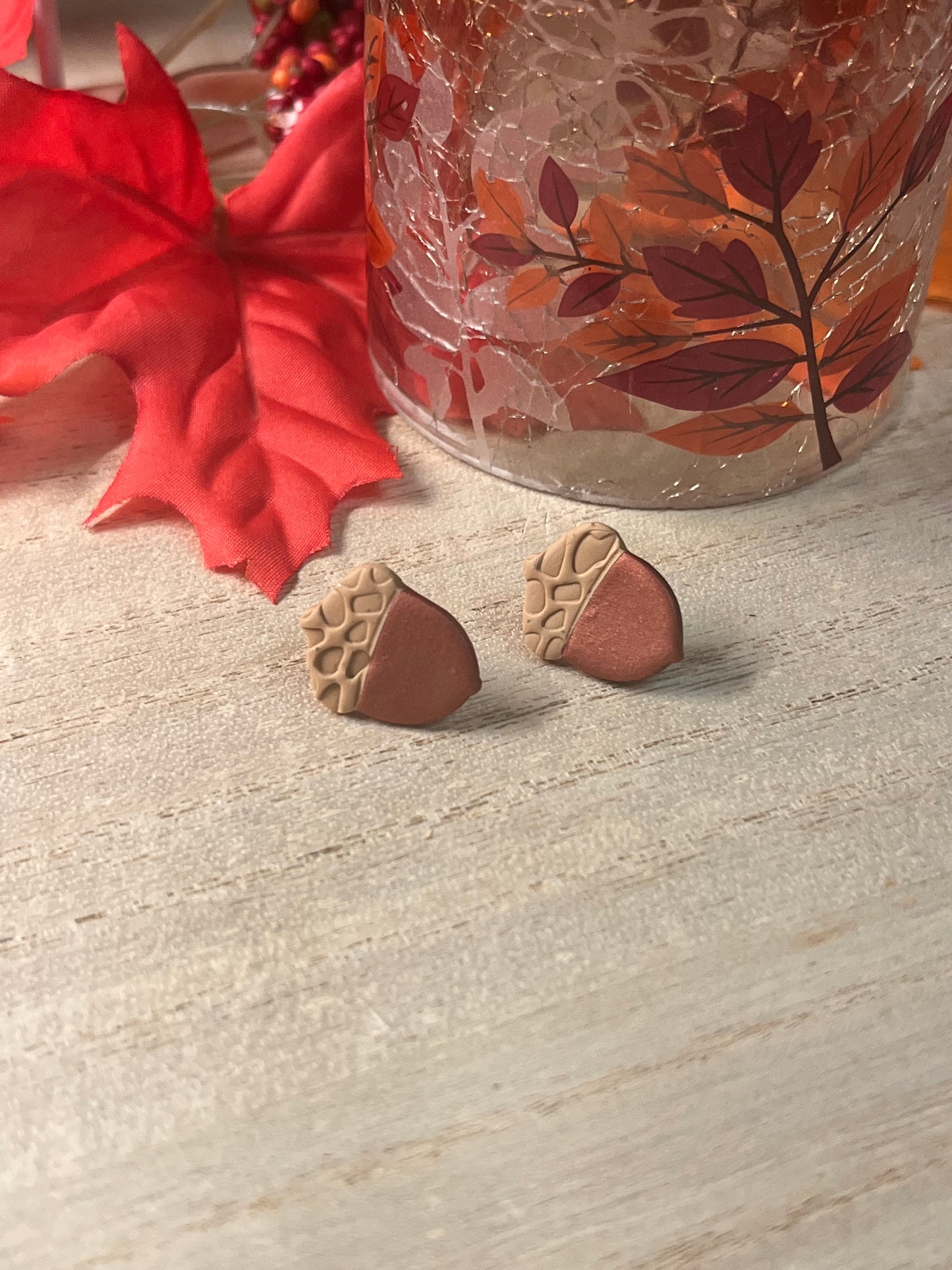 Acorn Medium Stud