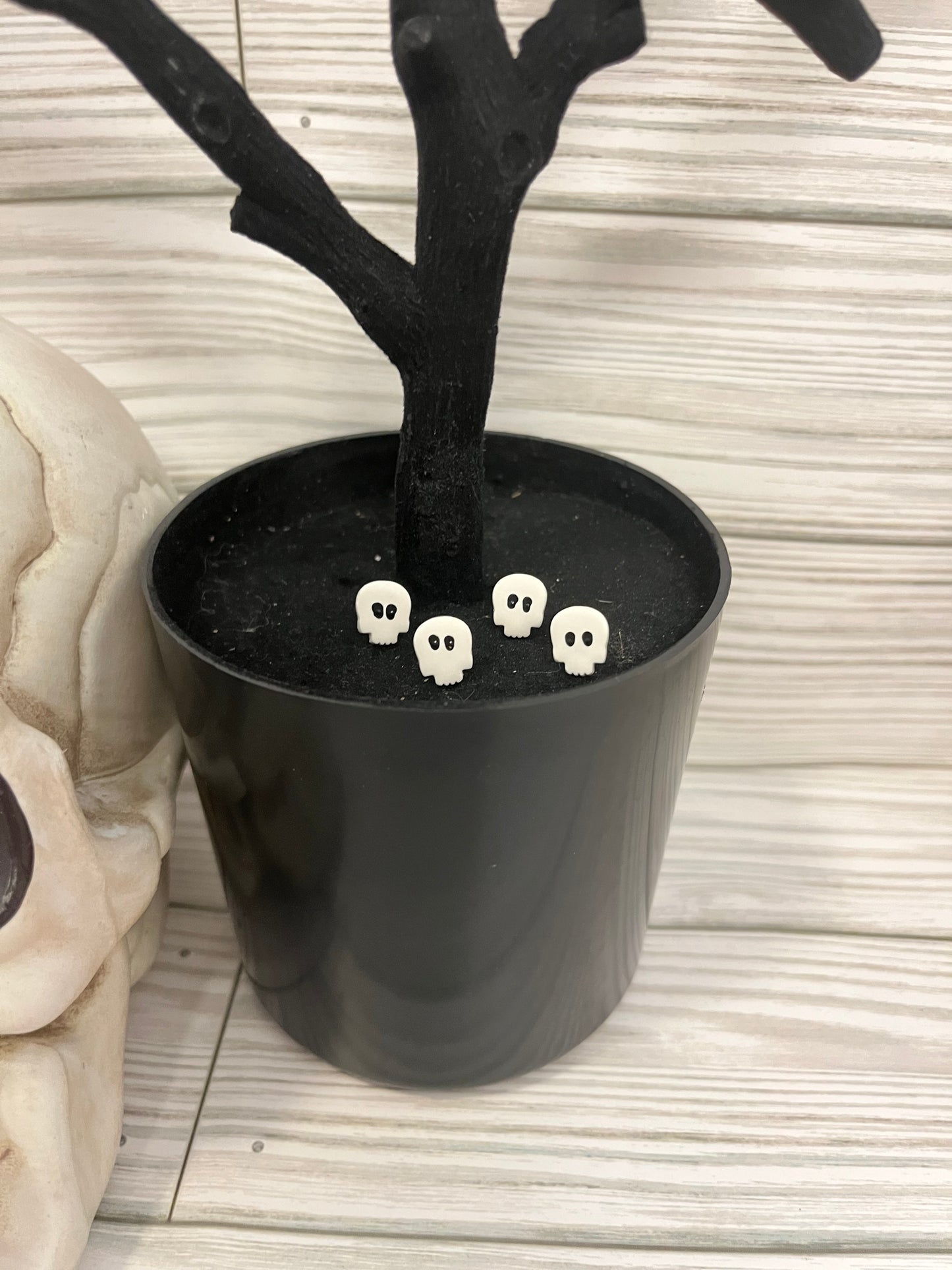 Skull Stud