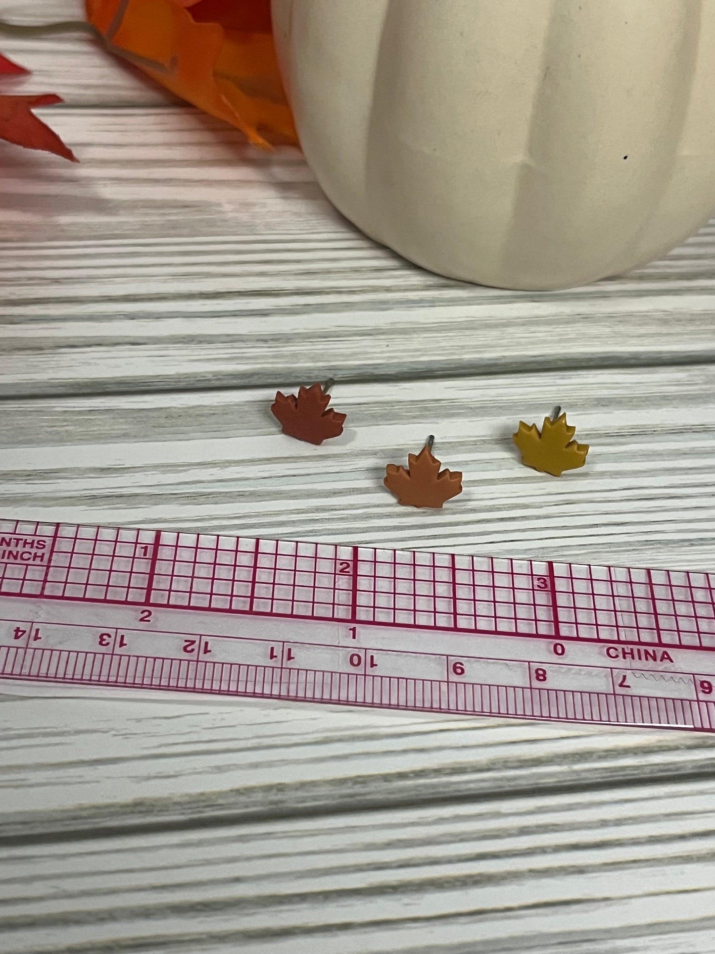 Leaf Stud