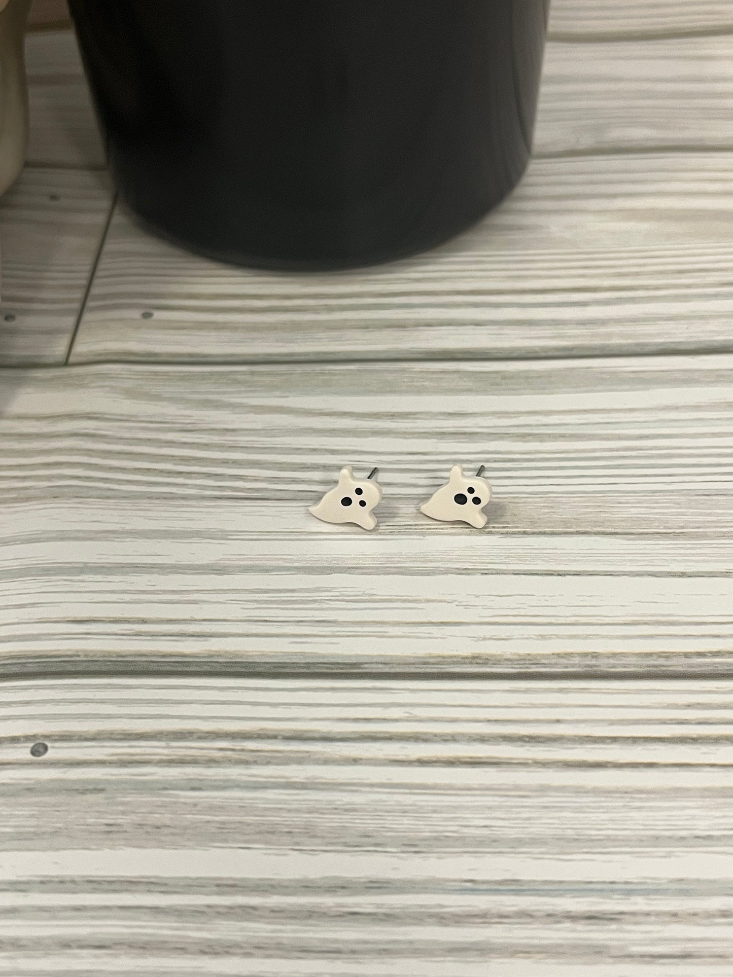 Ghost Stud