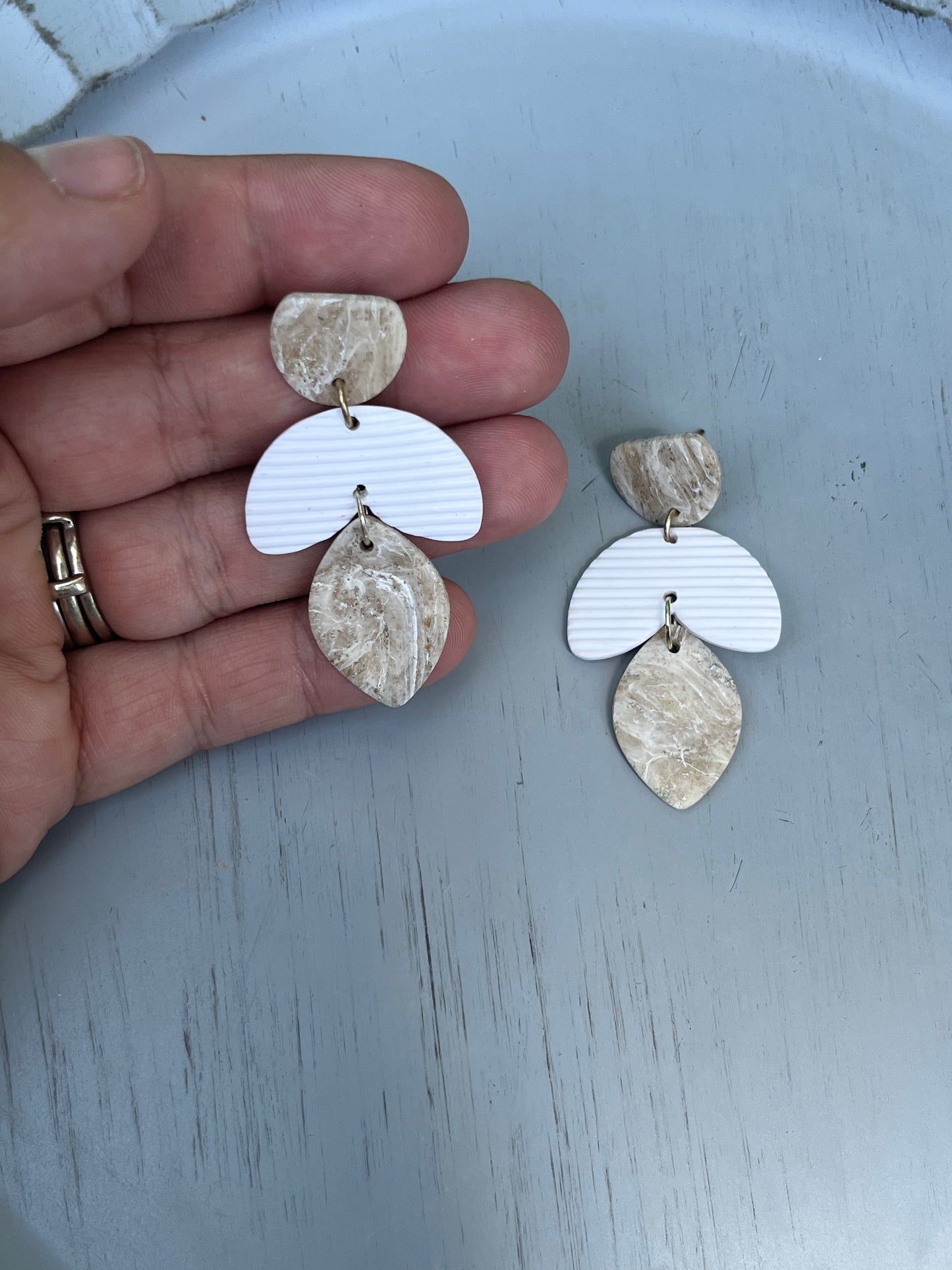 Stone White Flora