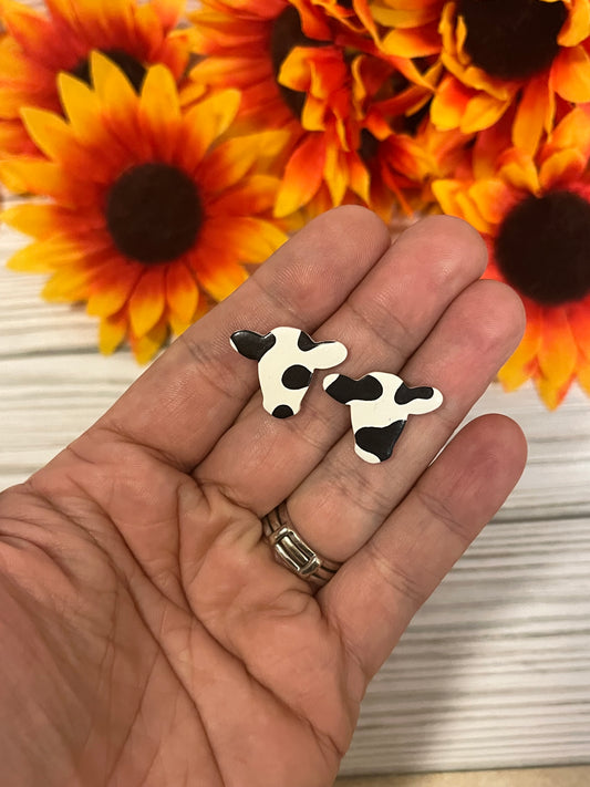 Cow Head Medium Stud