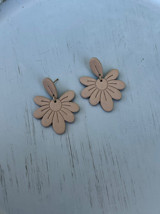 Tan Flora Dangle