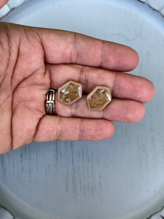 Stone Border Studs